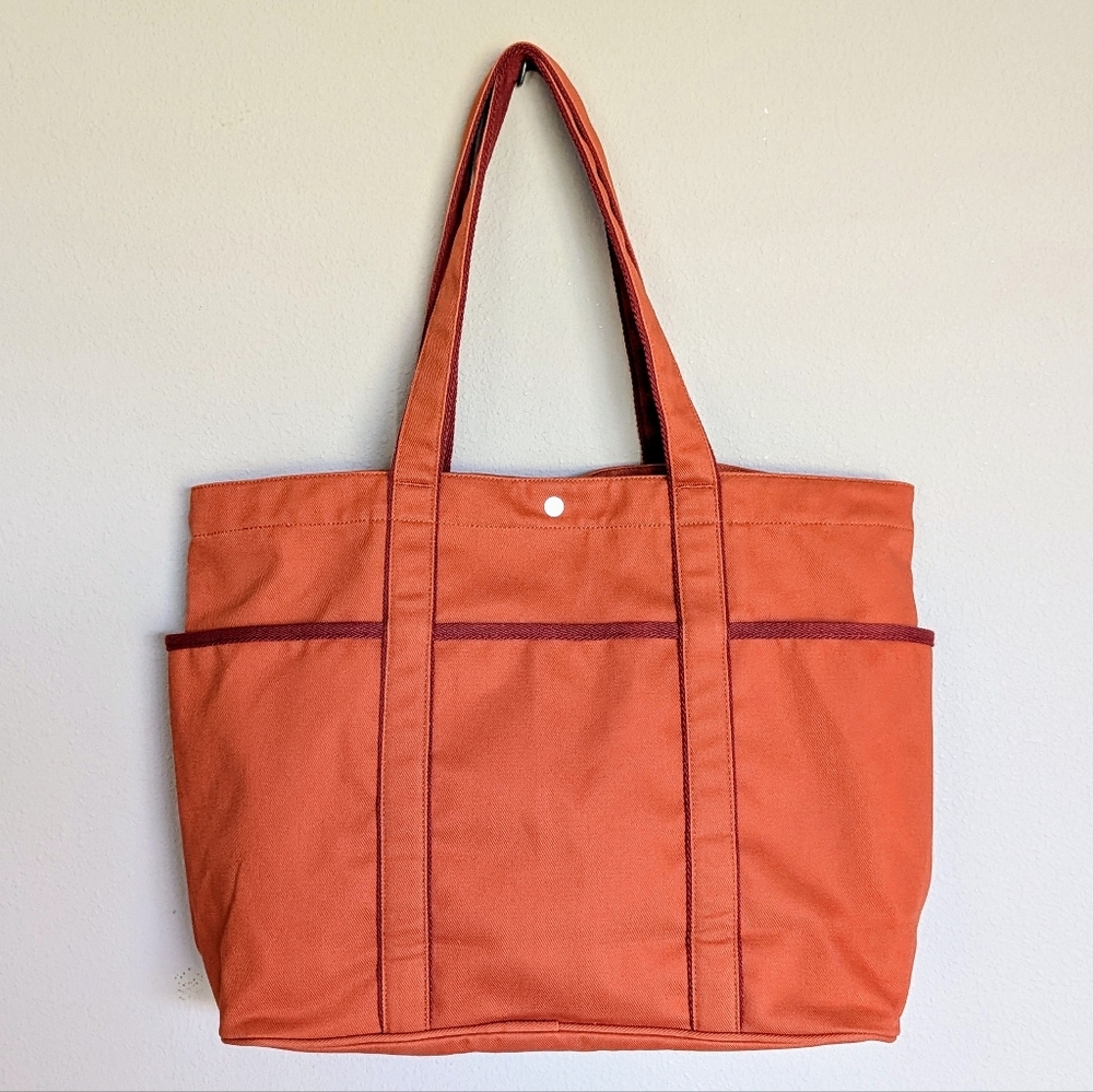LULULEMON Athletica Orange Cotton Canvas Gym Work Multi Pocket Tote Bag 20L NWOT - Picture 2 of 9